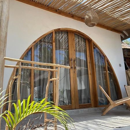 גילי טרוונגן Rumah Canaria Bungalow מראה חיצוני תמונה