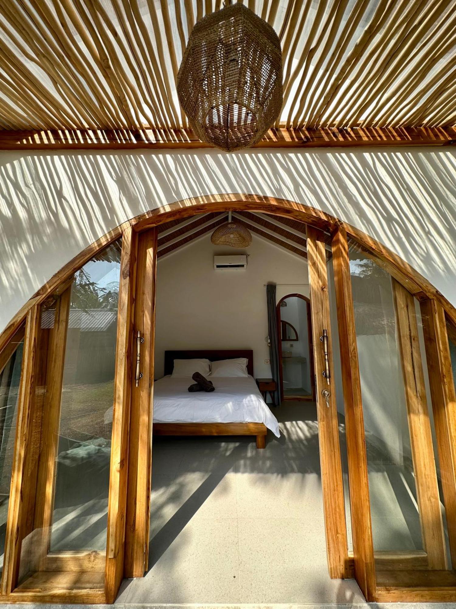 גילי טרוונגן Rumah Canaria Bungalow מראה חיצוני תמונה